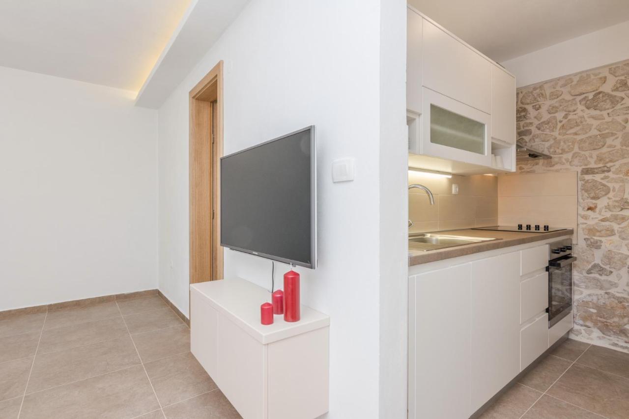 Apartmani Mustaca Dvori Privlaka  Exterior photo